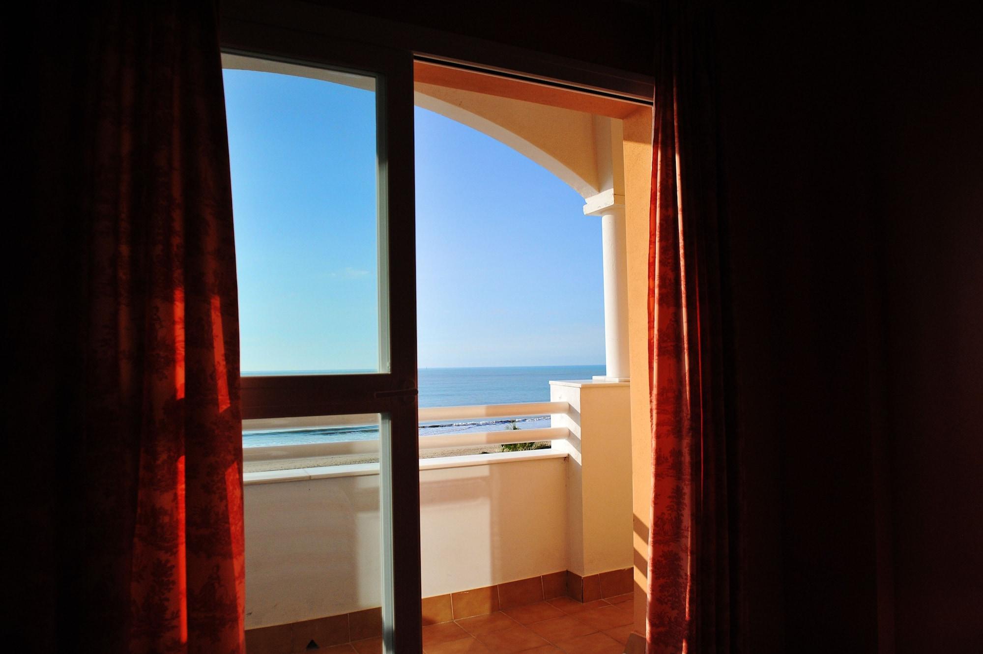 Hotel Vertice Chipiona Mar Extérieur photo